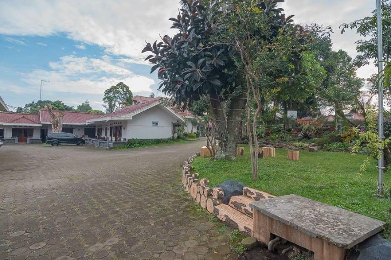 Hotel Yehezkiel Redpartner Lembang